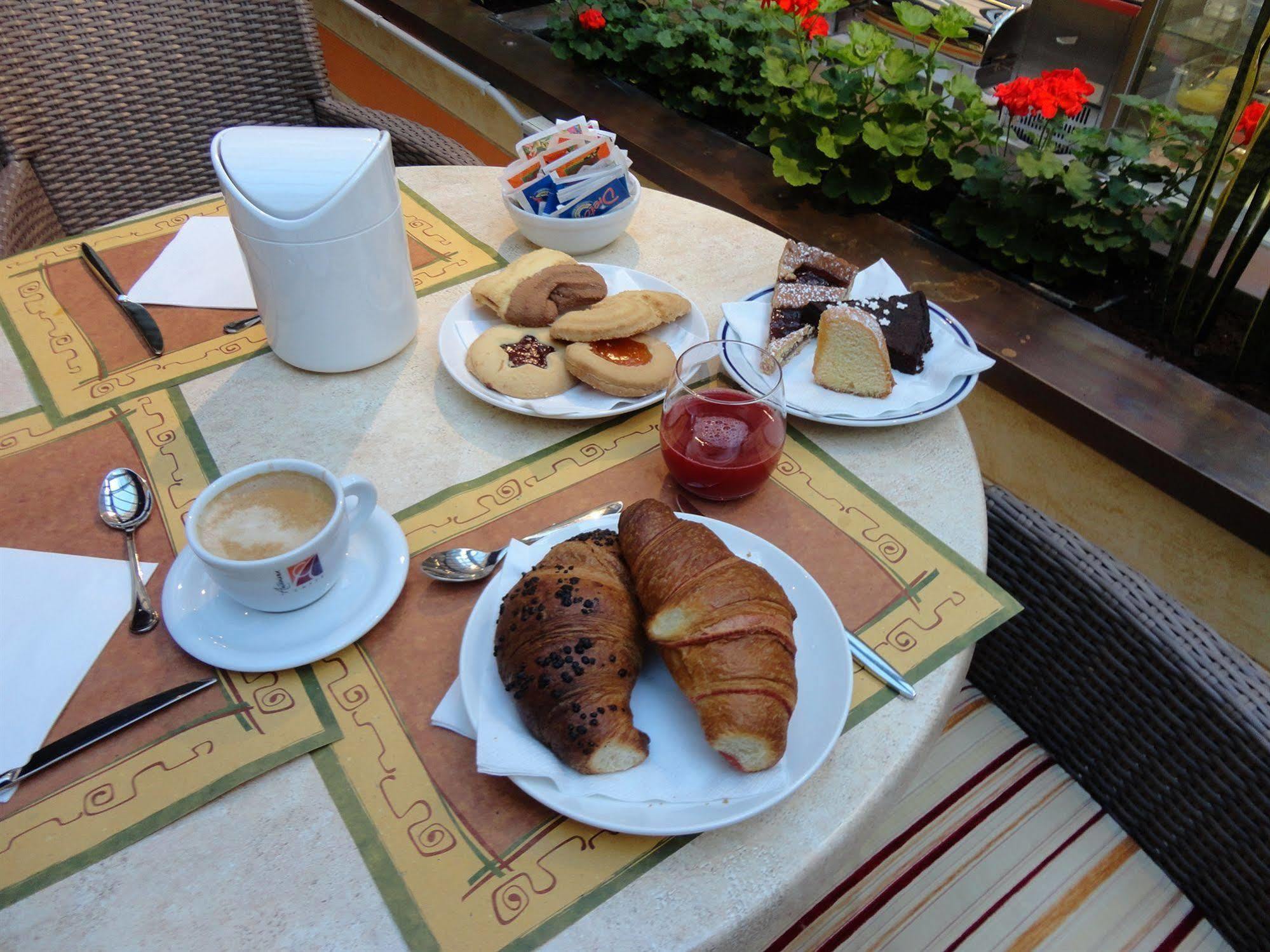 Hotel Corso Падуа Екстериор снимка