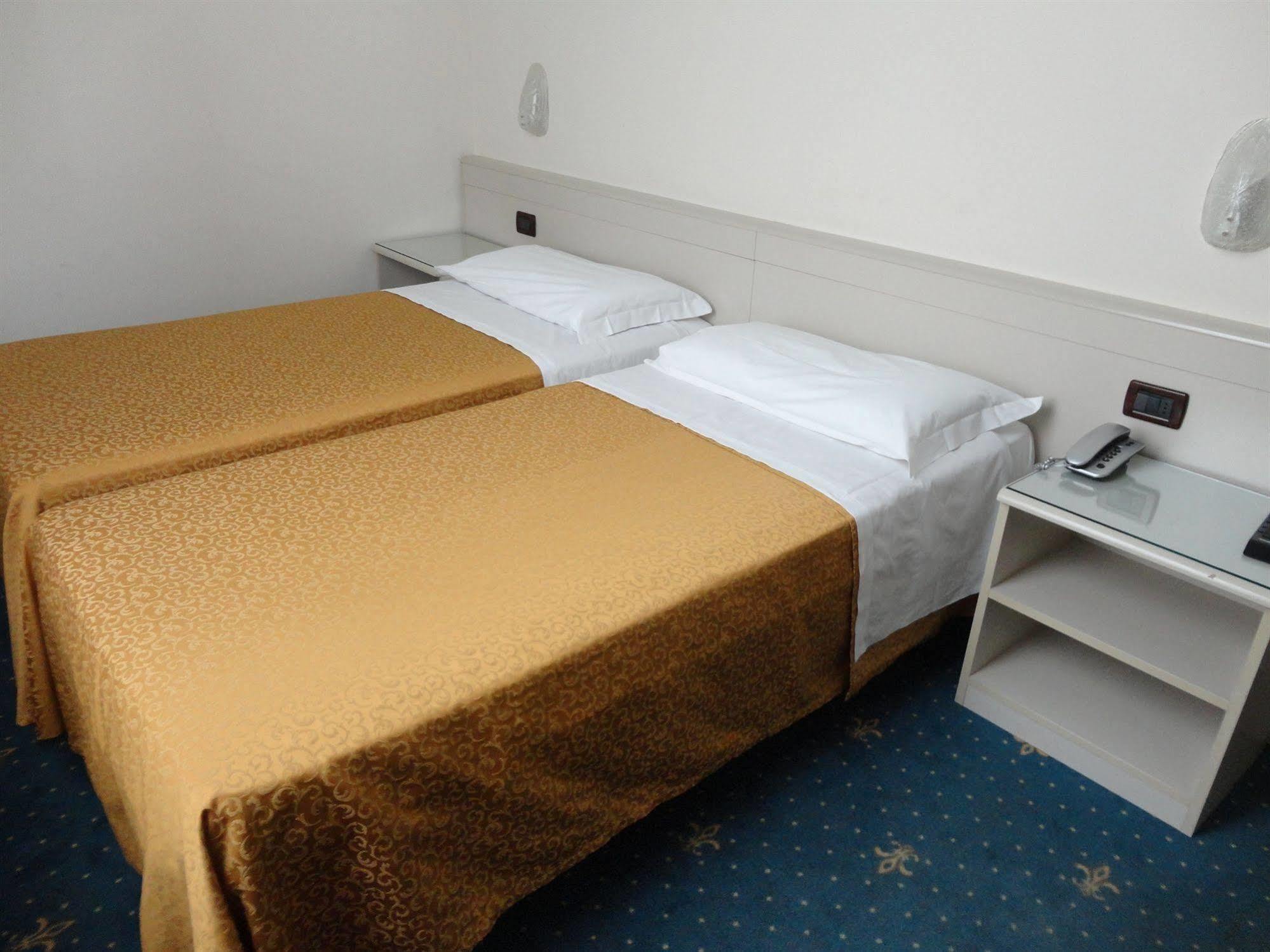 Hotel Corso Падуа Екстериор снимка
